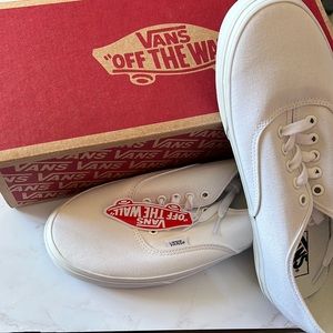 Authentic Vans. M10.5/ W12.0